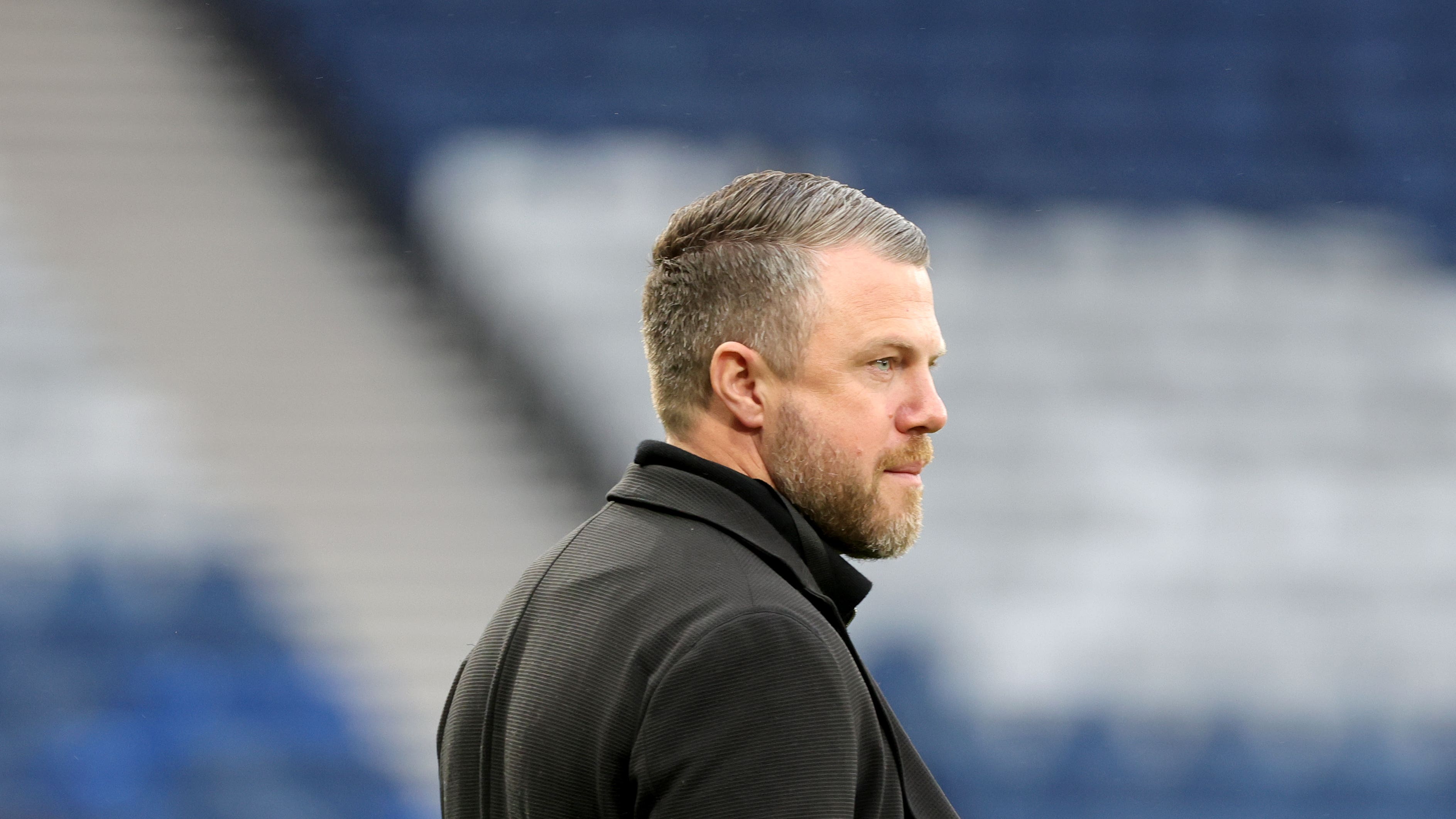 曾多次在关 曾多次在关